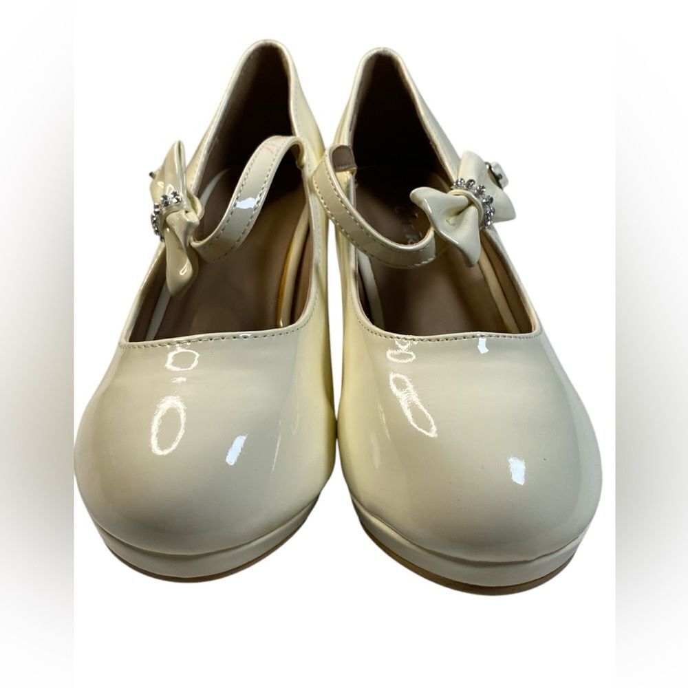 NIB Link Girls Ivory Patent Leather Mary Jane Buckle Shoes with Bow - Size 4 - Picture 5 of 12